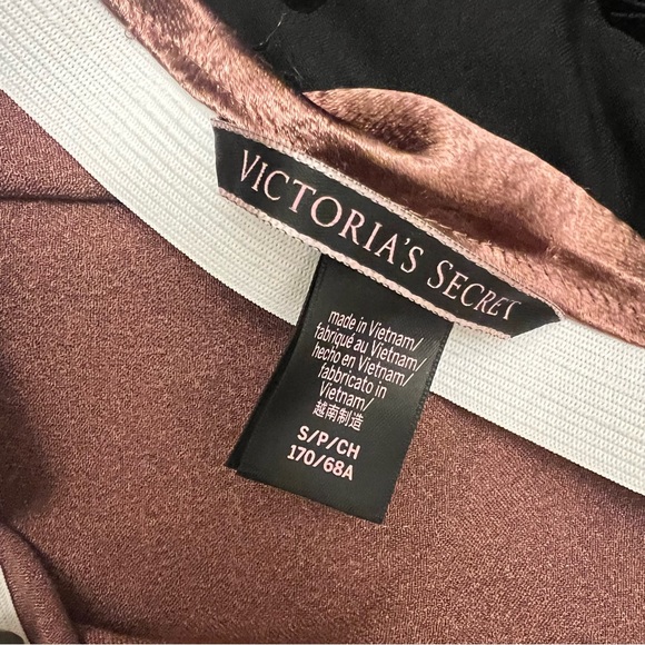 Victoria Secret Rosé Metallic Maxi Skirt - Picture 7 of 7